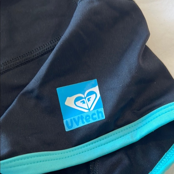 Roxy Black and Teal Rash Guard Stretch Size 12 - Picture 5 of 7